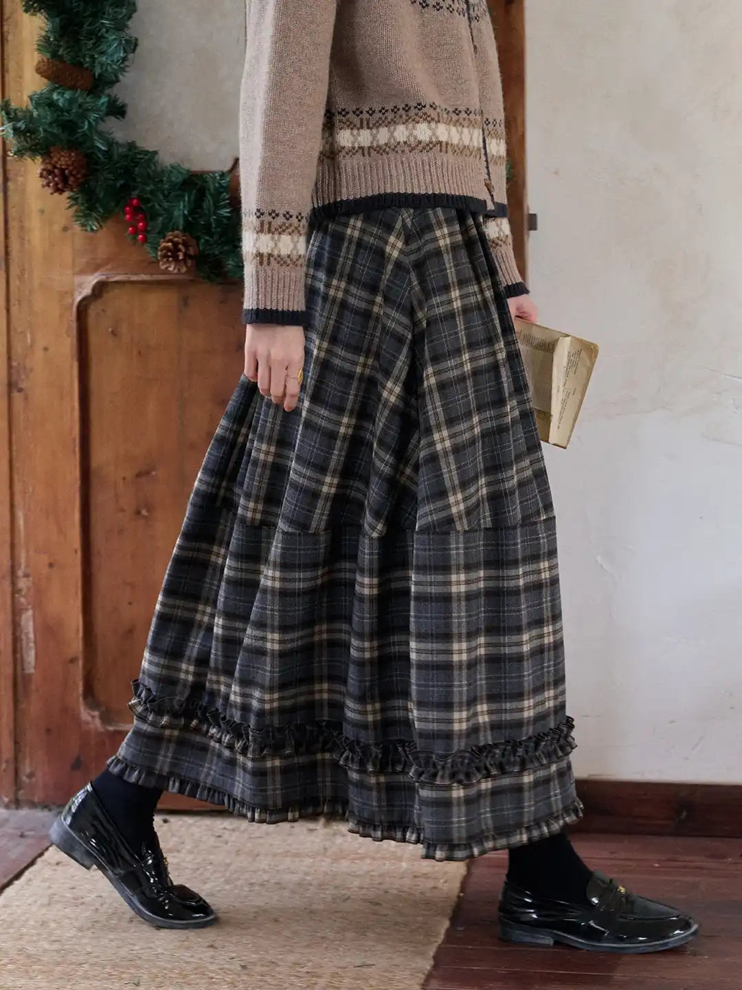 Pearl Ruffle Plaid Skirt
